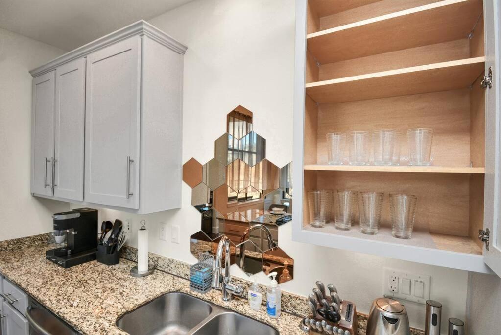 3Br/3.5Ba Three Story East Downtown Townhouse With View Villa Houston Exteriör bild