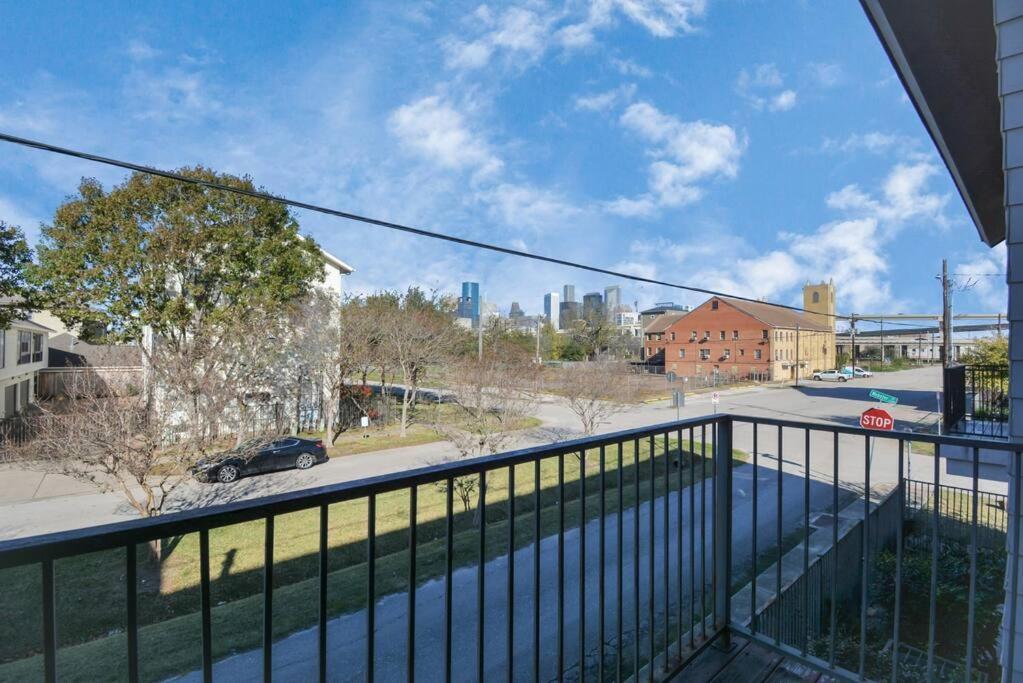 3Br/3.5Ba Three Story East Downtown Townhouse With View Villa Houston Exteriör bild